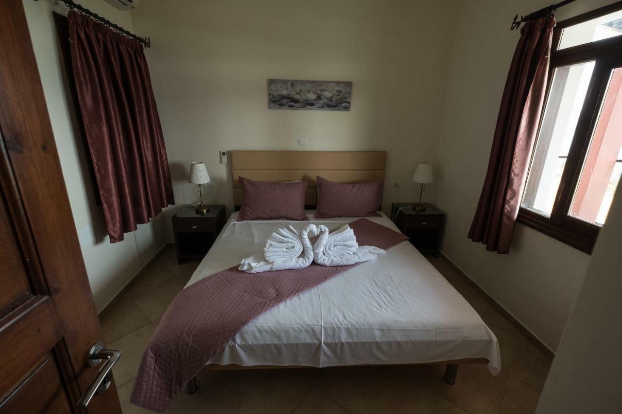 Ionion Fos Apart otel Nikiana Dış mekan fotoğraf
